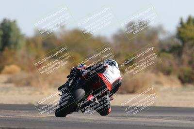 media/Dec-18-2022-SoCal Trackdays (Sun) [[8099a50955]]/Turn 7 Backside (1125am)/